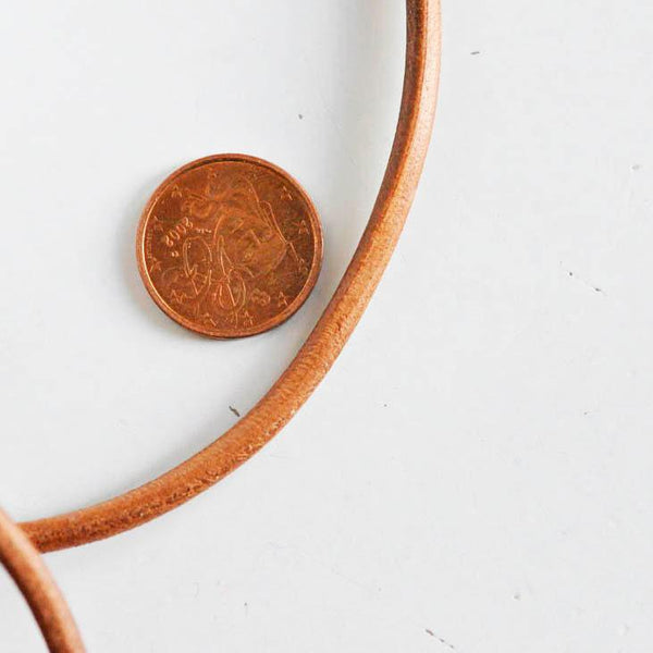 EP Cordon cuir marron, cordon pour bijoux,cordon cuir, fourniture créative,cuir naturel, cordon en cuir, Diamètre 4mm, longueur 1mètre,G3063
