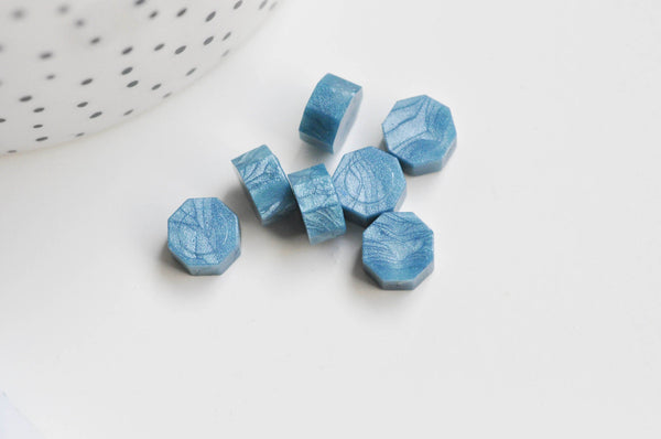 EP Granulés cire bleu nacré à cacheter, fourniture pour création sceaux personnalisés pour sceaux et invitations de mariage DIY, les 100 G3509