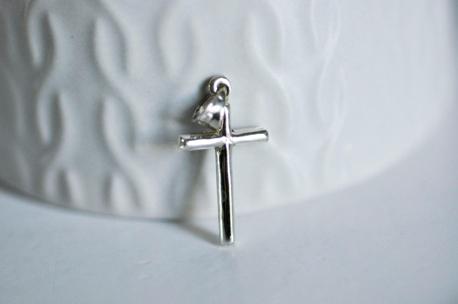 EP Pendentif Croix argent massif,pendentif religieux,c,création collierroix communion,argent 925, création bijoux,25mm-G1328