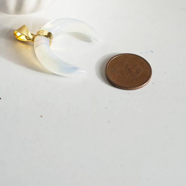 EP Pendentif Lune opalite,opalite blanche,creation bijou, Pendentif bijoux, pendentif pierre,lune, opale, pendentif croissant,32mm
