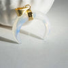 EP Pendentif Lune opalite,opalite blanche,creation bijou, Pendentif bijoux, pendentif pierre,lune, opale, pendentif croissant,32mm