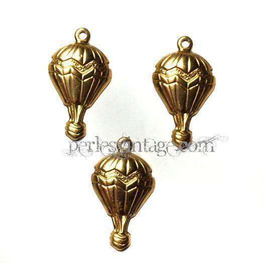 EP Pendentif Montgolfière Relief en laiton