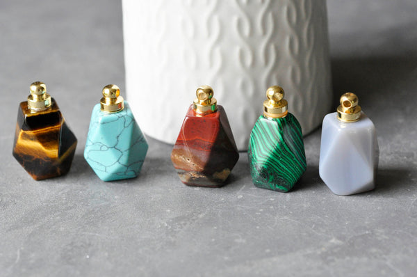 EP -Pendentif bouteille parfum pierre, pendentif pierre naturelle,33mm, x1 G3929