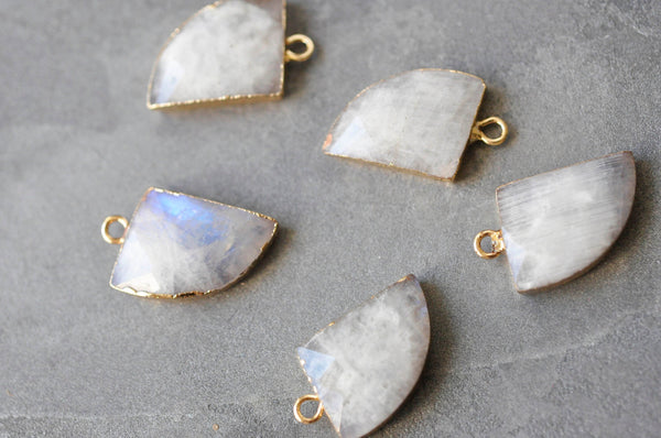 EP Pendentif corne pierre de lune naturelle 20.5mm x1 G6310