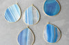 EP Pendentif goutte agate bleue rayée naturelle 41mm, x1 (G3719)