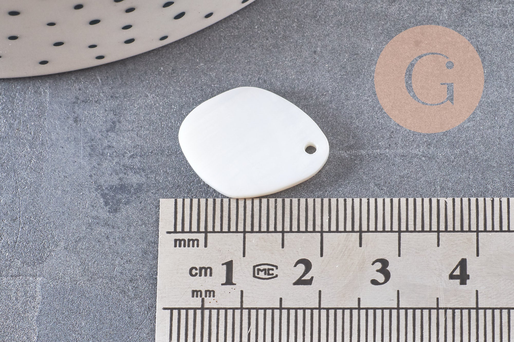 EP-Pendentif goutte ovale nacre blanche 15mm naturelle, x 10 G5902