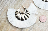 EP -Pendentif large pompon fil blanc écru support doré,pendentif en fil sur support doré, 85-92mm, x 2, G4537