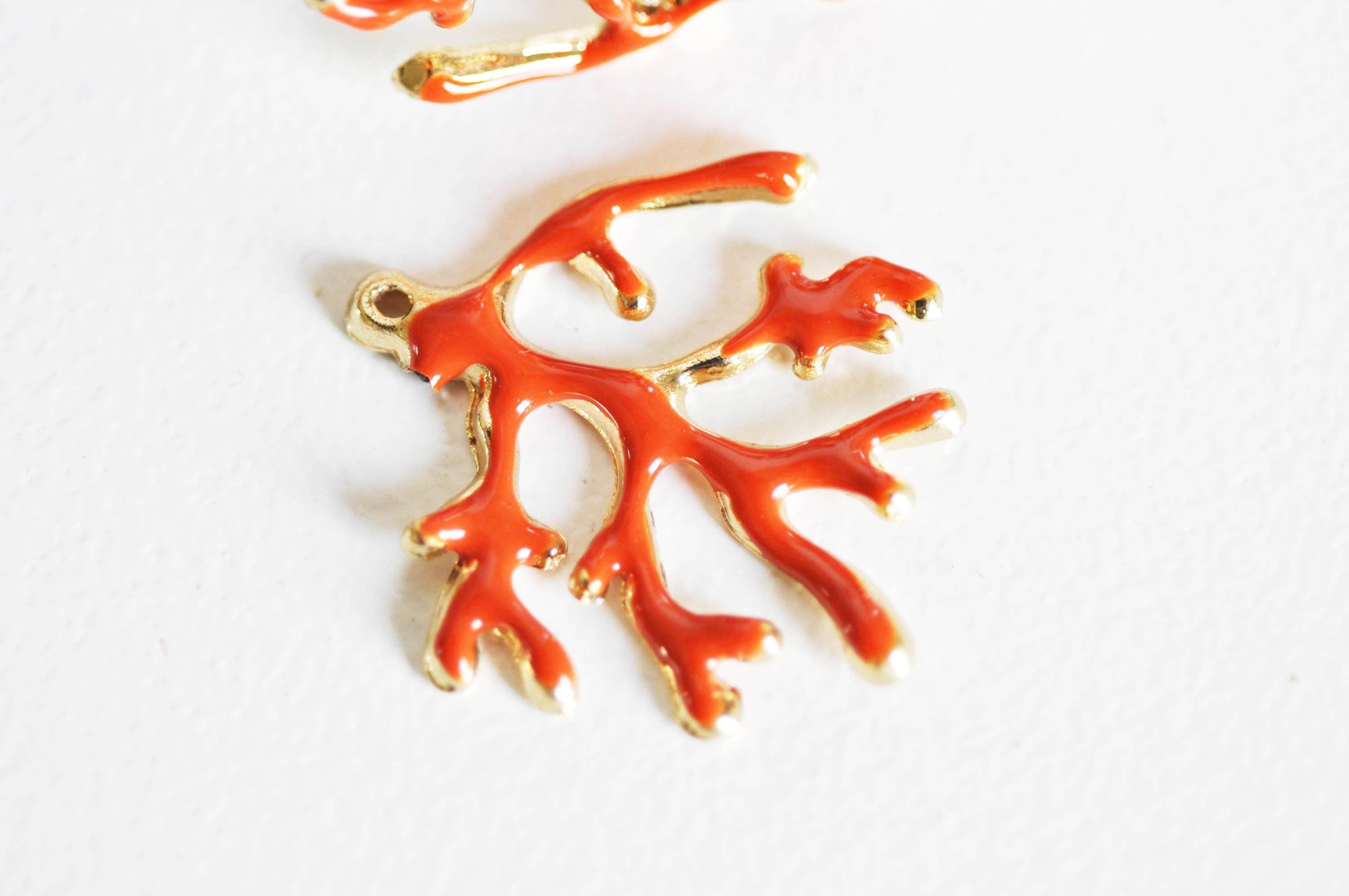 EP Pendentifs doré corail émail orange,pendentif coquillage, laiton doré, pendentif corail,création bijoux,35mm, x1-G1569