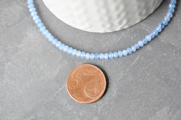 EP Perle abacus jade bleu clair, jade naturel,perle facette,4x2mm,fil de 36 cm G3909