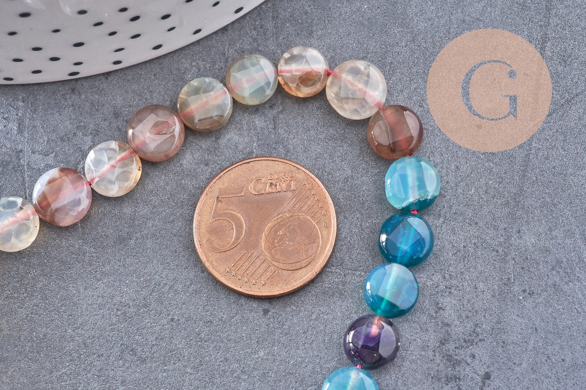 Perle disque agate naturelle teintée 8mm, fourniture pierre naturelle, le fil de 38cm (G1172)