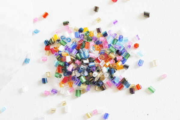 EP Perles rocaille Tube multicolore 2-3mm, x 10 grammes G5373