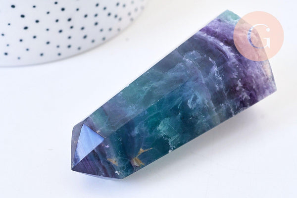 EP Pointe fluorite naturelle 8.6cm, pointe hexagonale fluorite, pierre semi-precieuse, séance lithothérapie, la pièce G6706