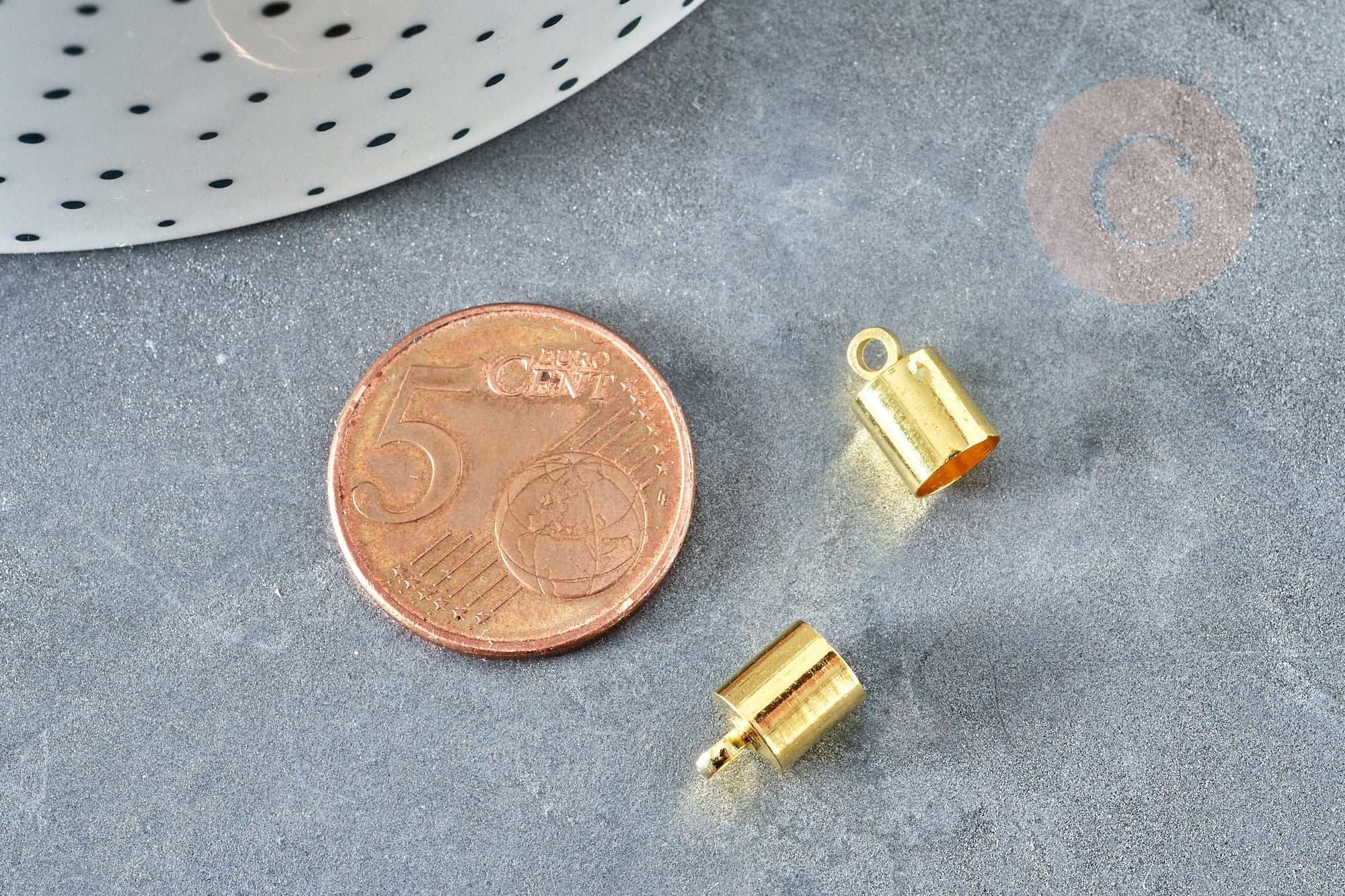 Embouts corde laiton doré à coller 9.5x6mm, x10 (G8363)