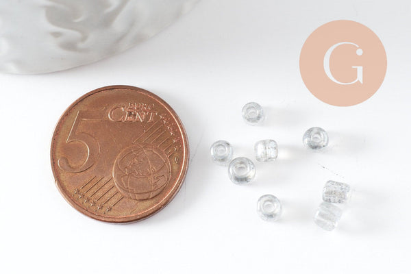 Grosses perles de rocaille gris clair transparent 4mm, x10Gr (G3739)