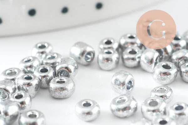 Grosses perles rocaille argent 4mm, x10 Gr (G5401)