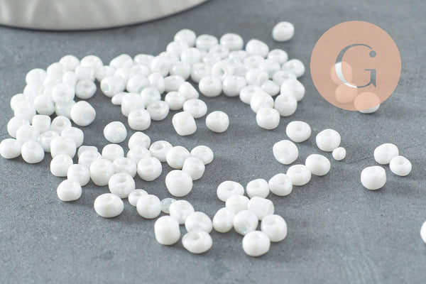 Grosses perles rocaille blanches irisées 4mm , perle rocaille blanche irisée, x 10Gr (G0189)