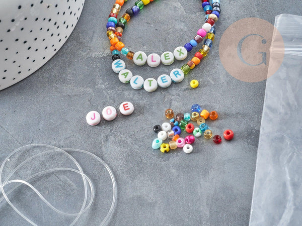 Kit Bracelet d'amitié prénom personnalisé multicolore, Coffrets et kits création de bijoux fantaisie DIY, pochette pour 1 bracelet (G9022)