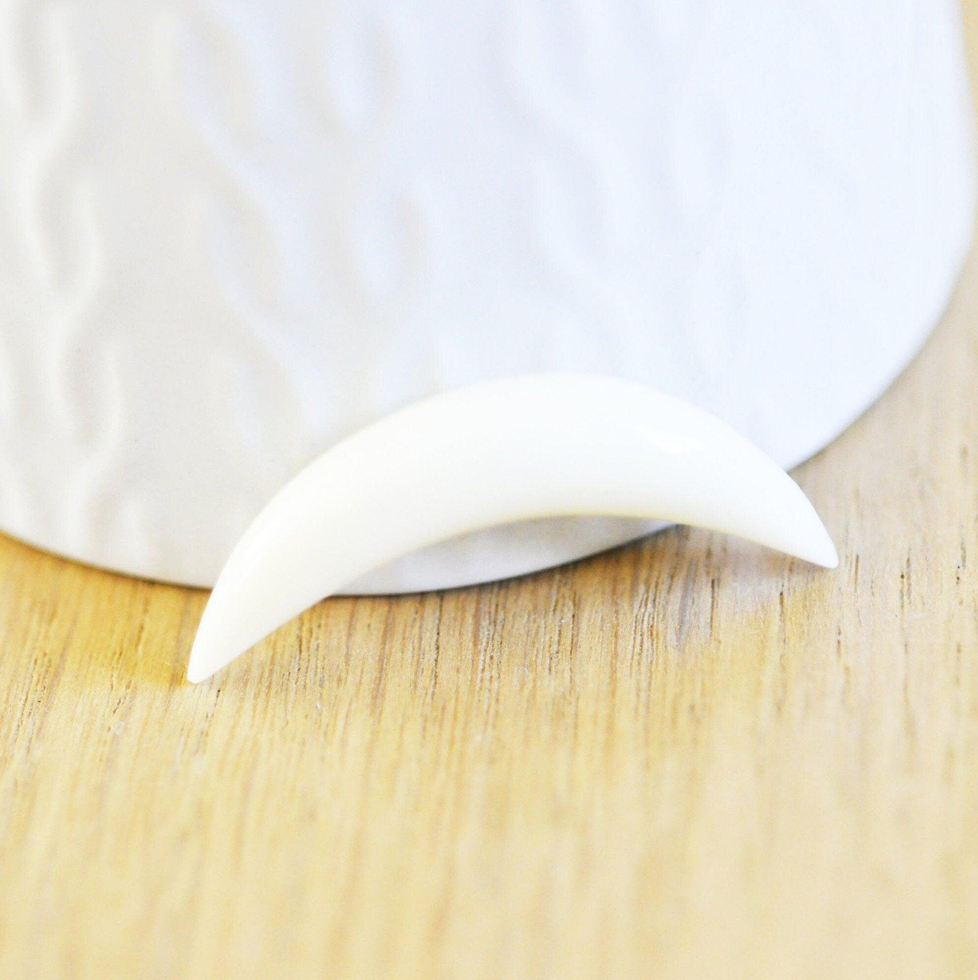 Lune corne blanche naturelle 8mm, Septum piercing écarteur corne naturelle x1 G3129