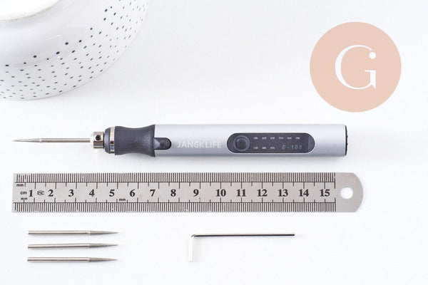 Mini-perceuse pour création de bijoux polymère & laiton avec mèches, x1 (G10206)