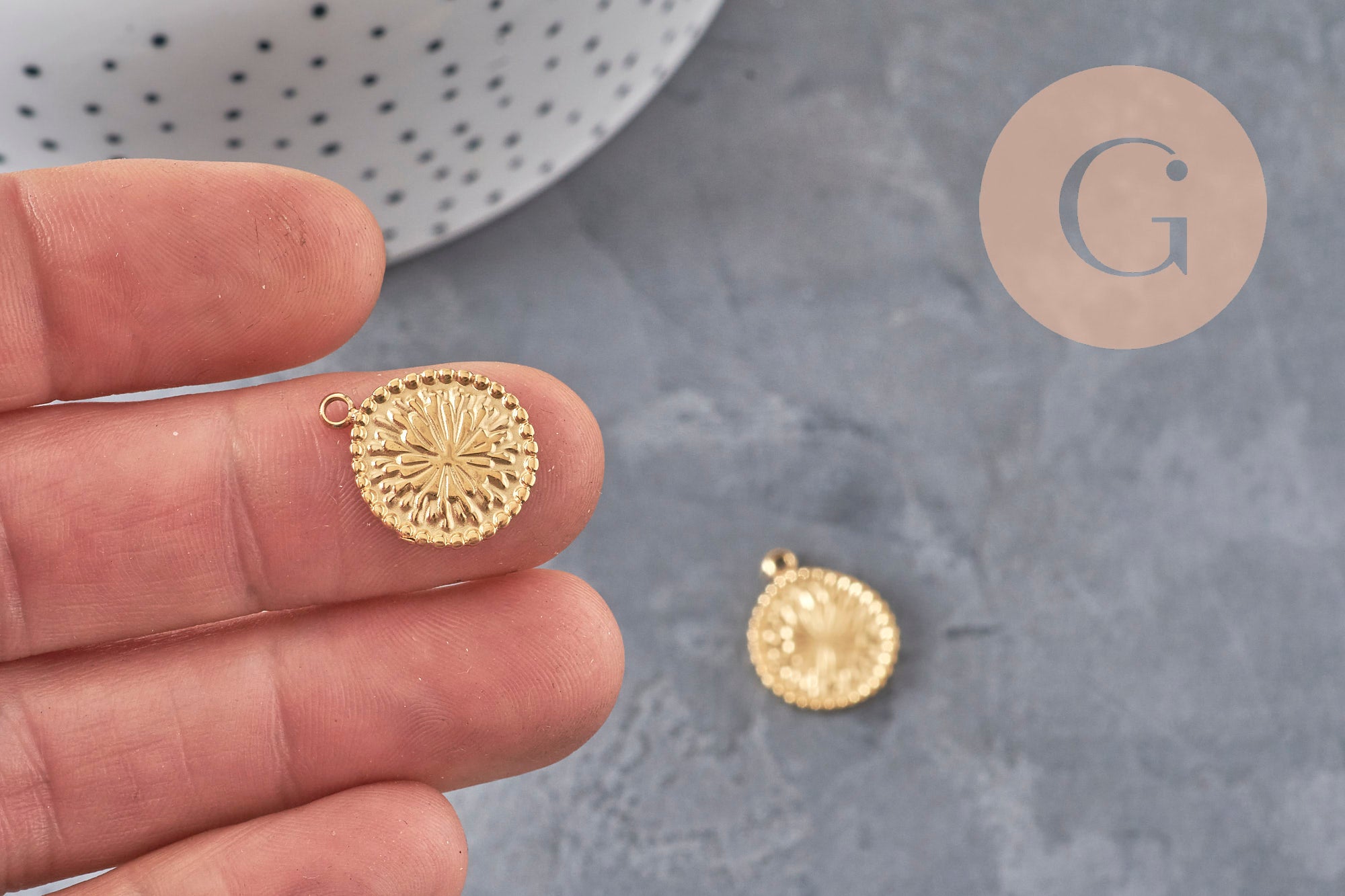 Flower medal pendant, IP gold plated 304 stainless steel 18.5mm, x1