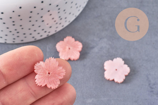 Pendentif acétate fleur rose paillettes,perles plastique,bijou fleur plastique, 20mm x5 (G4013)