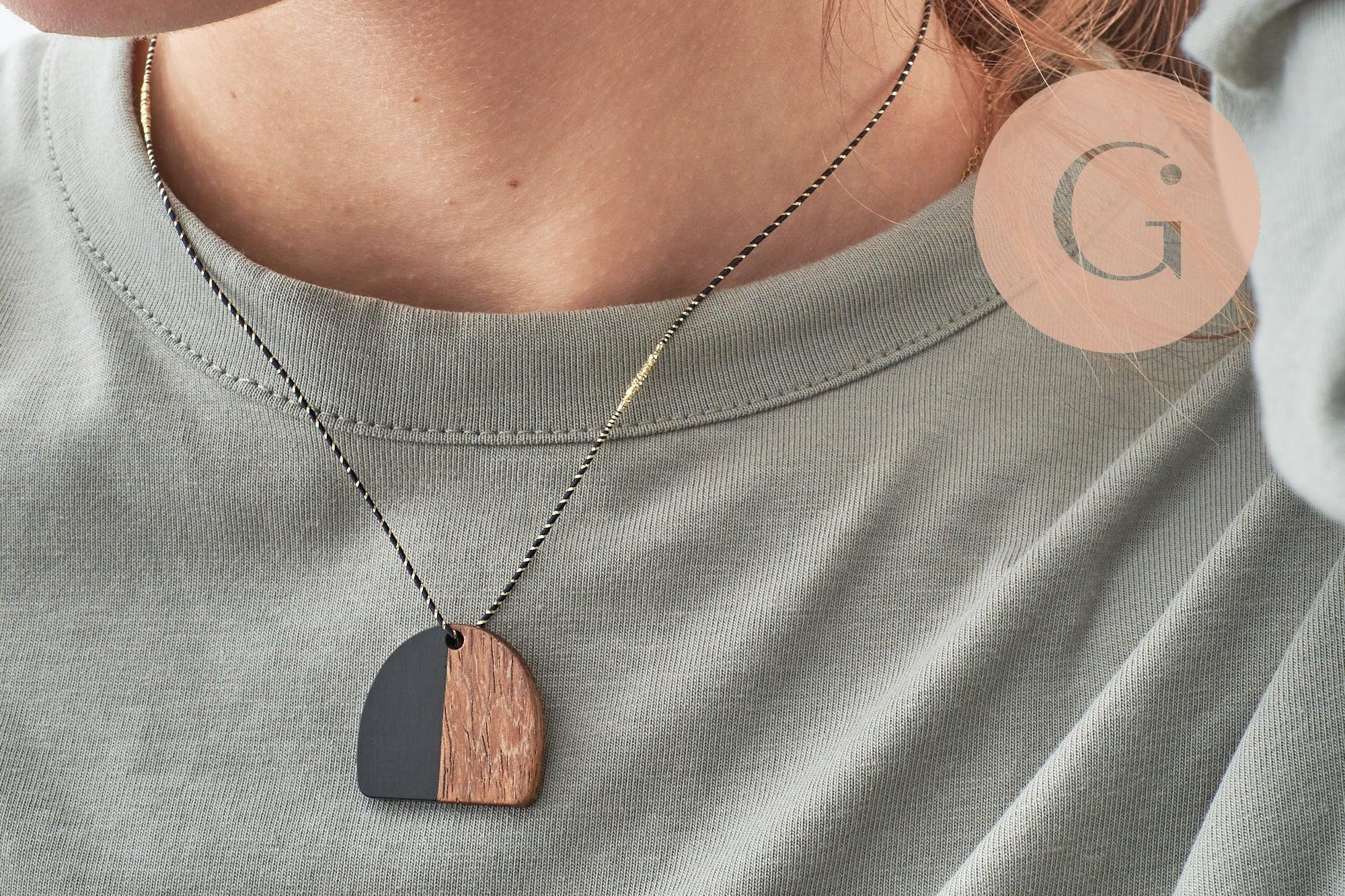 Pendentif arche en bois de noyer résine noir 25.5mm, x2 (G9848)