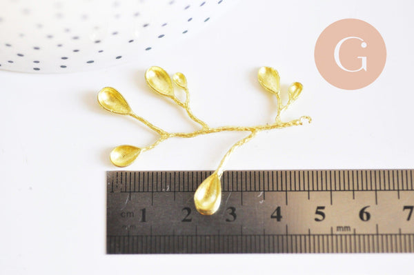 Pendentif branche feuille laiton 46mm,breloque laiton brut, bijou laiton,feuille dorée pour création bijoux, x1 (G6279)