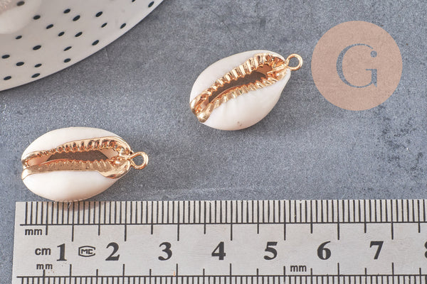 Pendentif cauri ouvert coquillage naturel doré, pendentif doré, création bijou coquillage cauri, coquillage naturel, x1,23-28mm-G2139