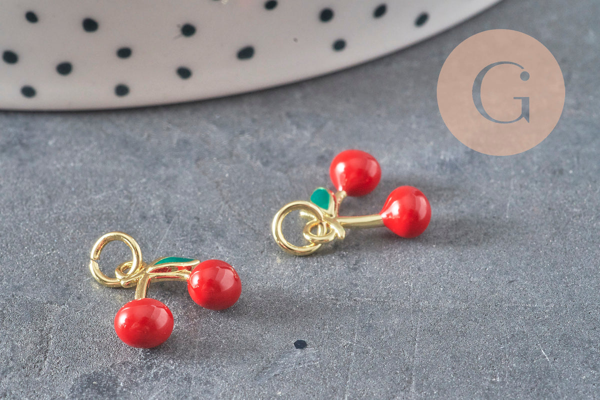 Pendentif cerise doré émaillé rouge laiton doré 18K 11mm,x1 (G8582)