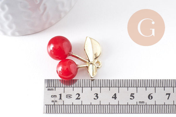 Pendentif cerise laiton doré résine rouge 33mm, x1 (G10339)