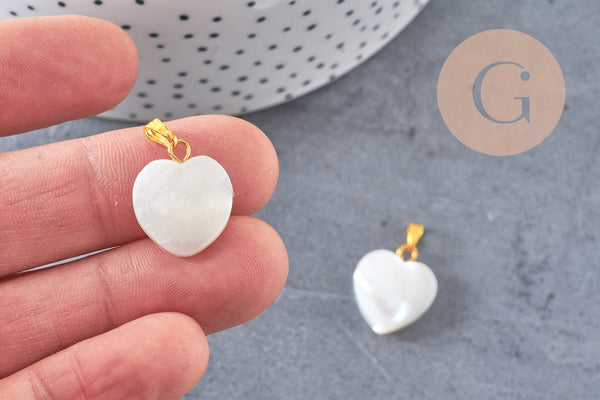 Pendentif coeur nacre blanche naturelle laiton doré 19mm, x1 (G1066)