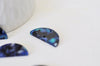 Pendentif connecteur demi-cercle bleu nuit, perle acétate,connecteur plastique , 2.3cm, x2 ou x10, G0458