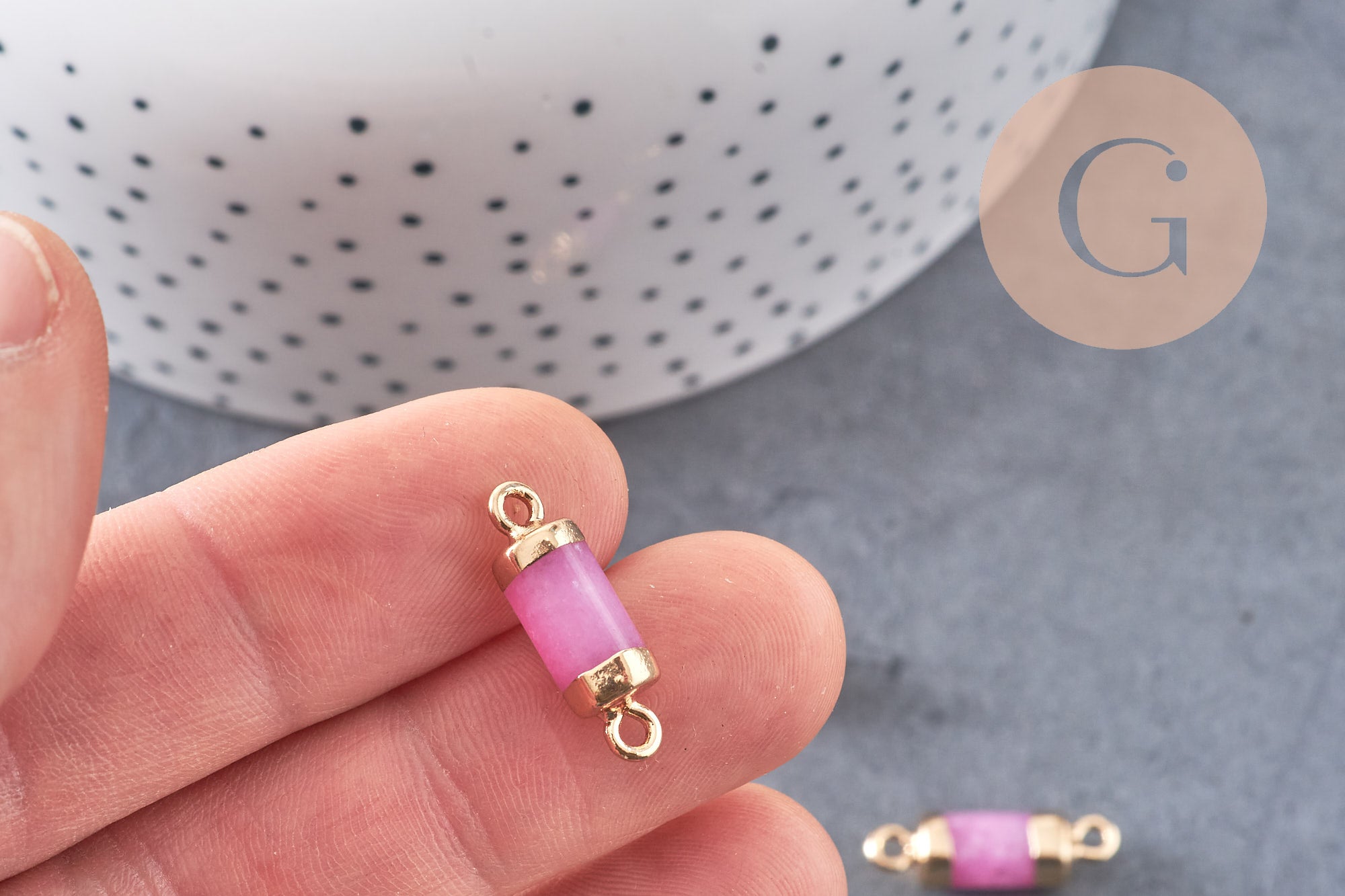 Pendentif connecteur tube jade naturel rose fer doré 20mm, x1 (G0934)