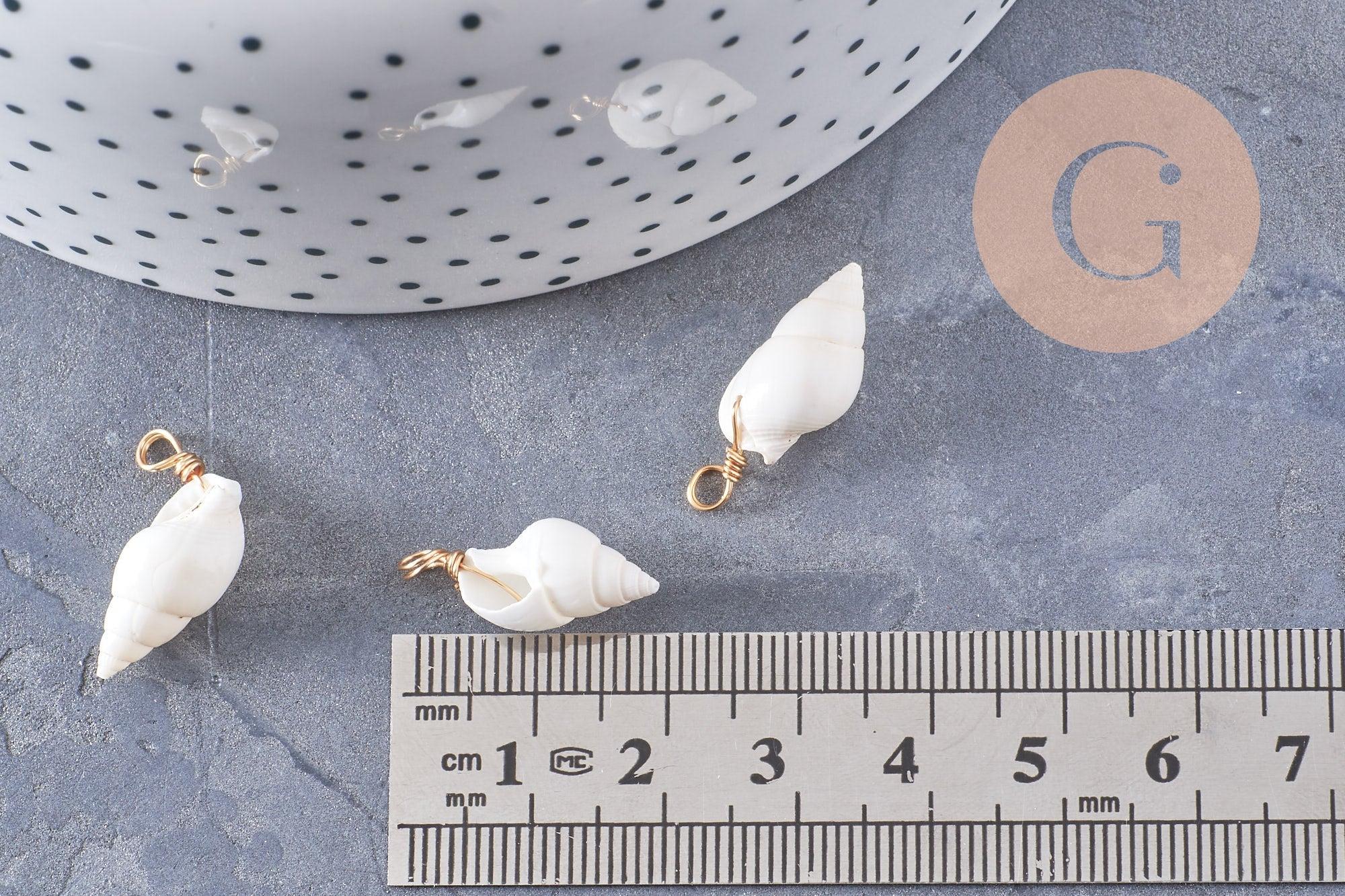Pendentif coquillage blanc zamac doré 25mm, x2 (G10079)