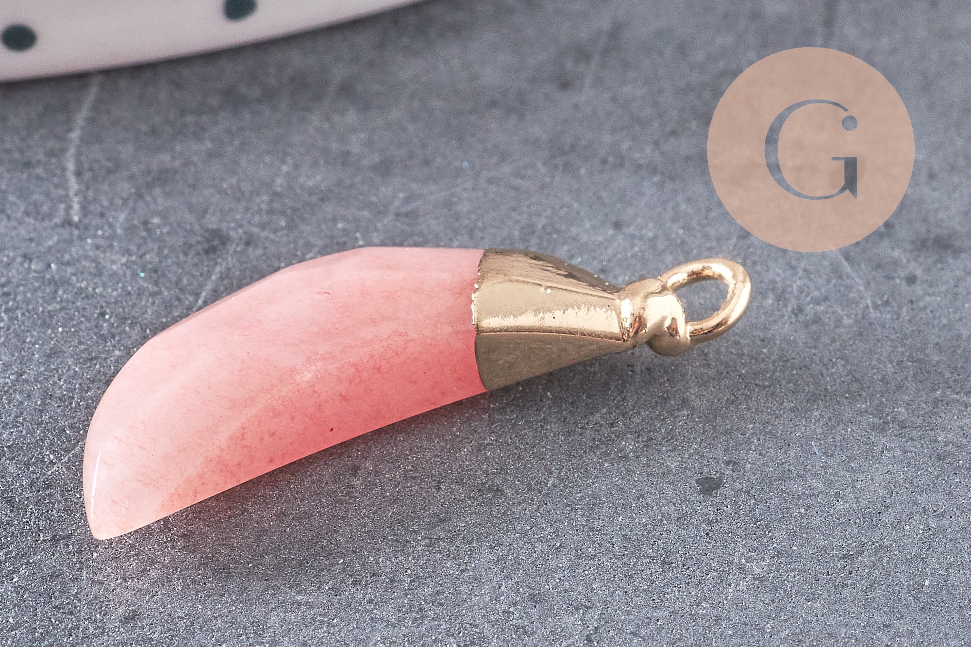Pendentif corne jade rose,jade rose,pendentif bijoux, jade naturelle, pendentif jade,26mm x1 (G1131)