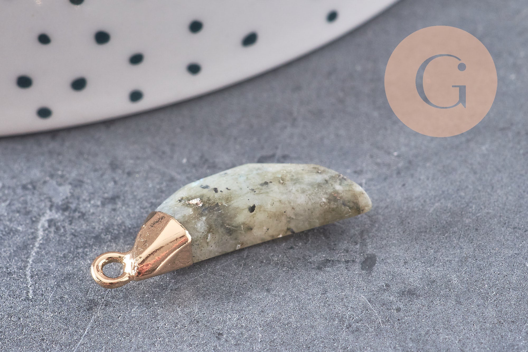 Pendentif corne labradorite, pierre, pendentif pierre,labradorite naturelle ,26mm, x1 (G0722)