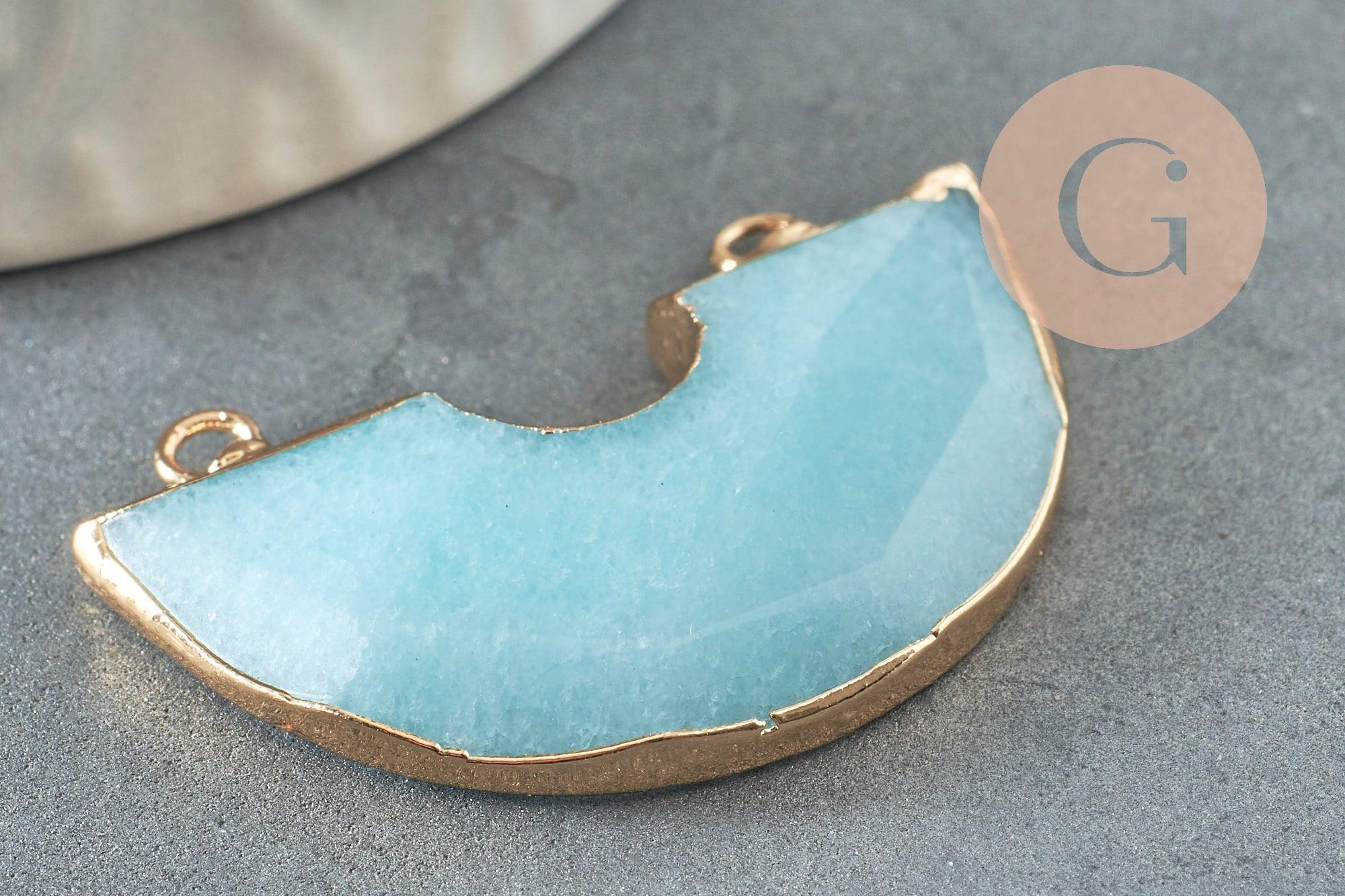 Pendentif demi-cercle jade bleu fer doré 41mm, pendentif bijou pierre naturelle, x1 G2308
