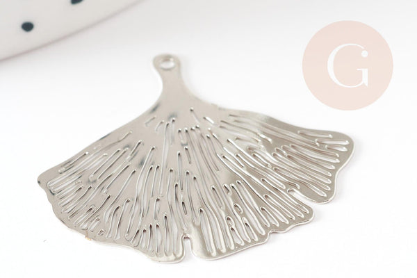 Pendentif estampe filigrane feuille gingko laiton argenté, Pendentif très fin et léger ,30x33mm, x2 (G5151)