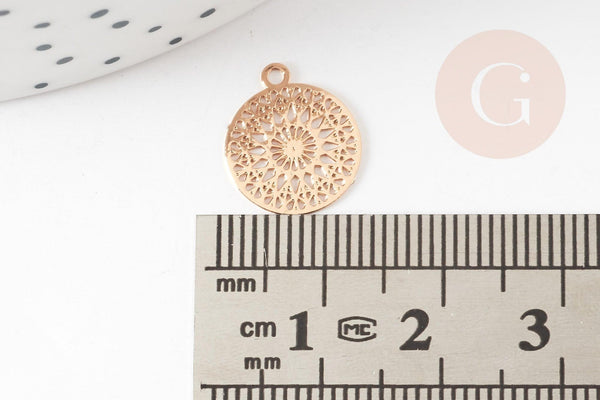 Pendentif estampe filigrane rond fleur dentelle laiton doré clair 14mm, x2 (G9290)