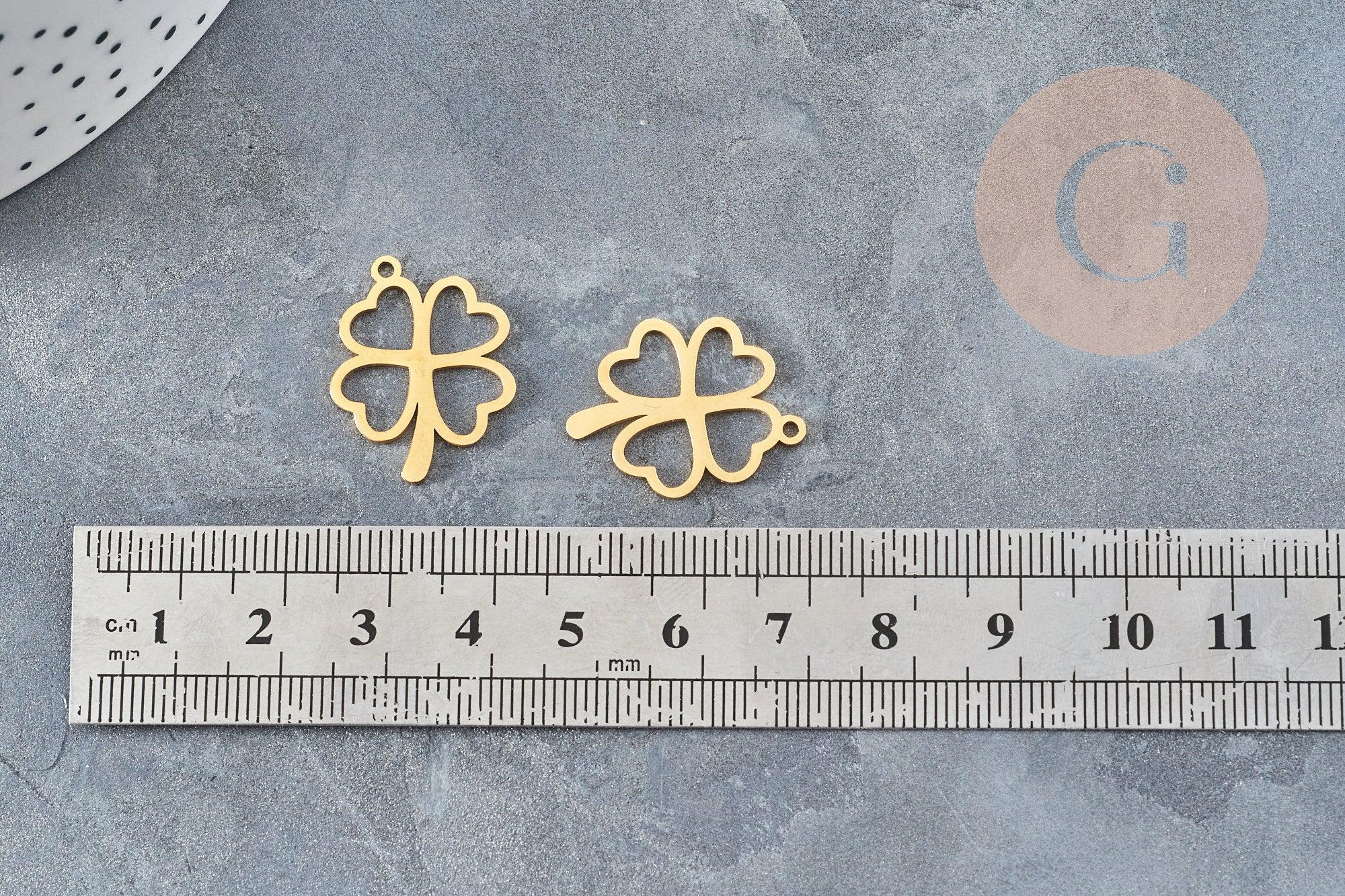 Pendentif évidé trèfle en acier 304 doré inoxydable 23mm, un bijou en acier hypoallergénique, x1 (G4831)