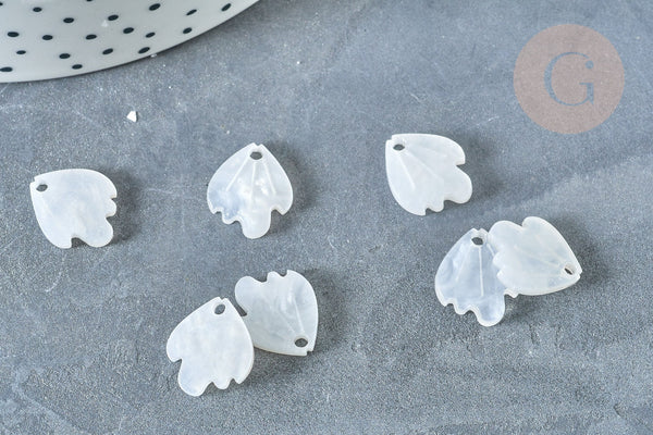 Pendentif feuille acétate résine blanc crème 15mm, x5 (G8430)