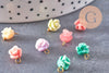Pendentif fleur de rose résine multicolore support laiton doré 9x7mm, x10 (G4571)