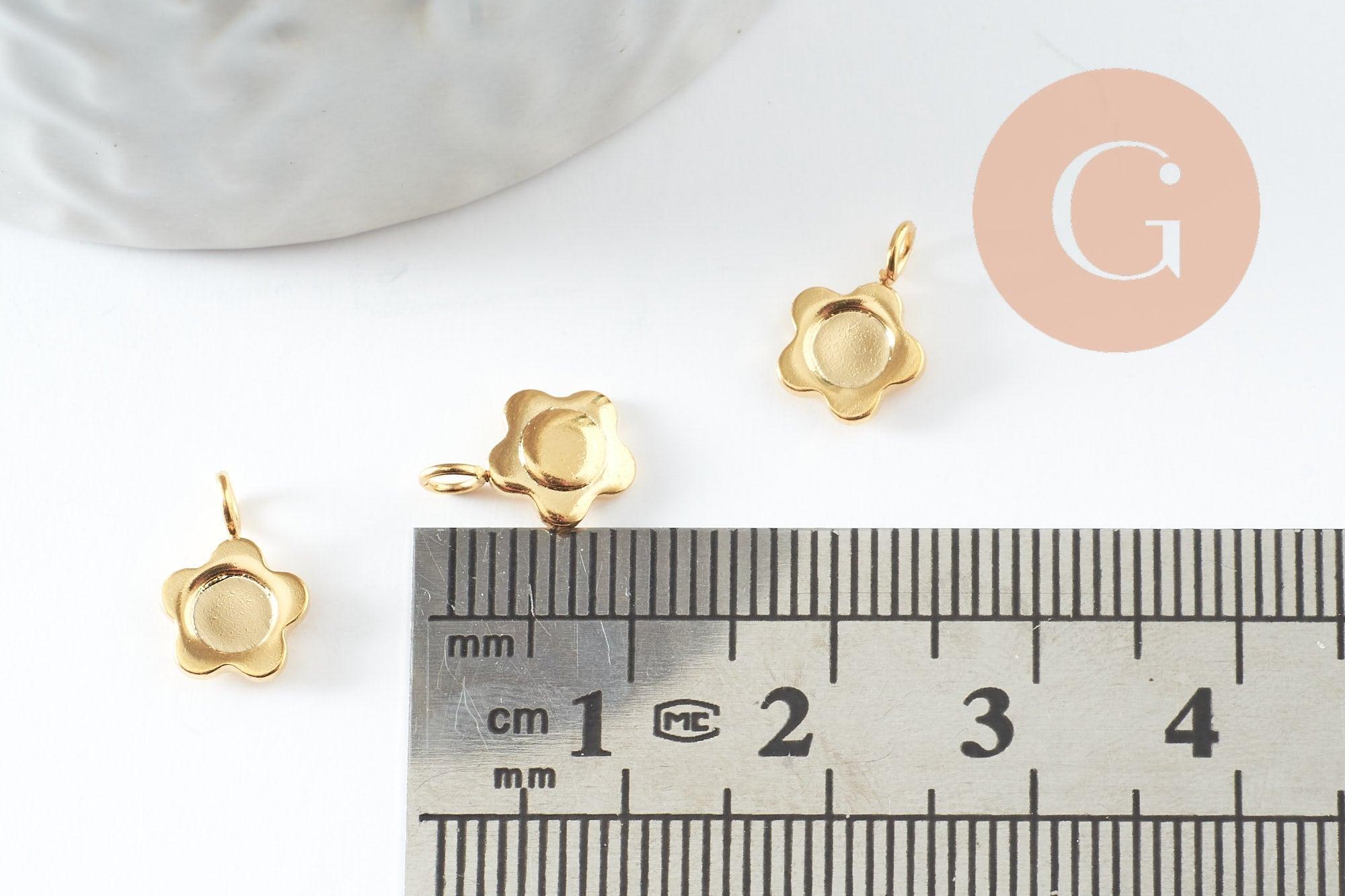 Pendentif fleur support pour cabochon rond 4mm acier 304 inoxydable doré IP, x2 (G10016)