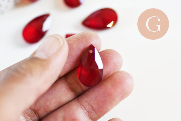 Pendentif goutte cristal facetté rouge 22mm,pendentif cristal, x1 (G6361)