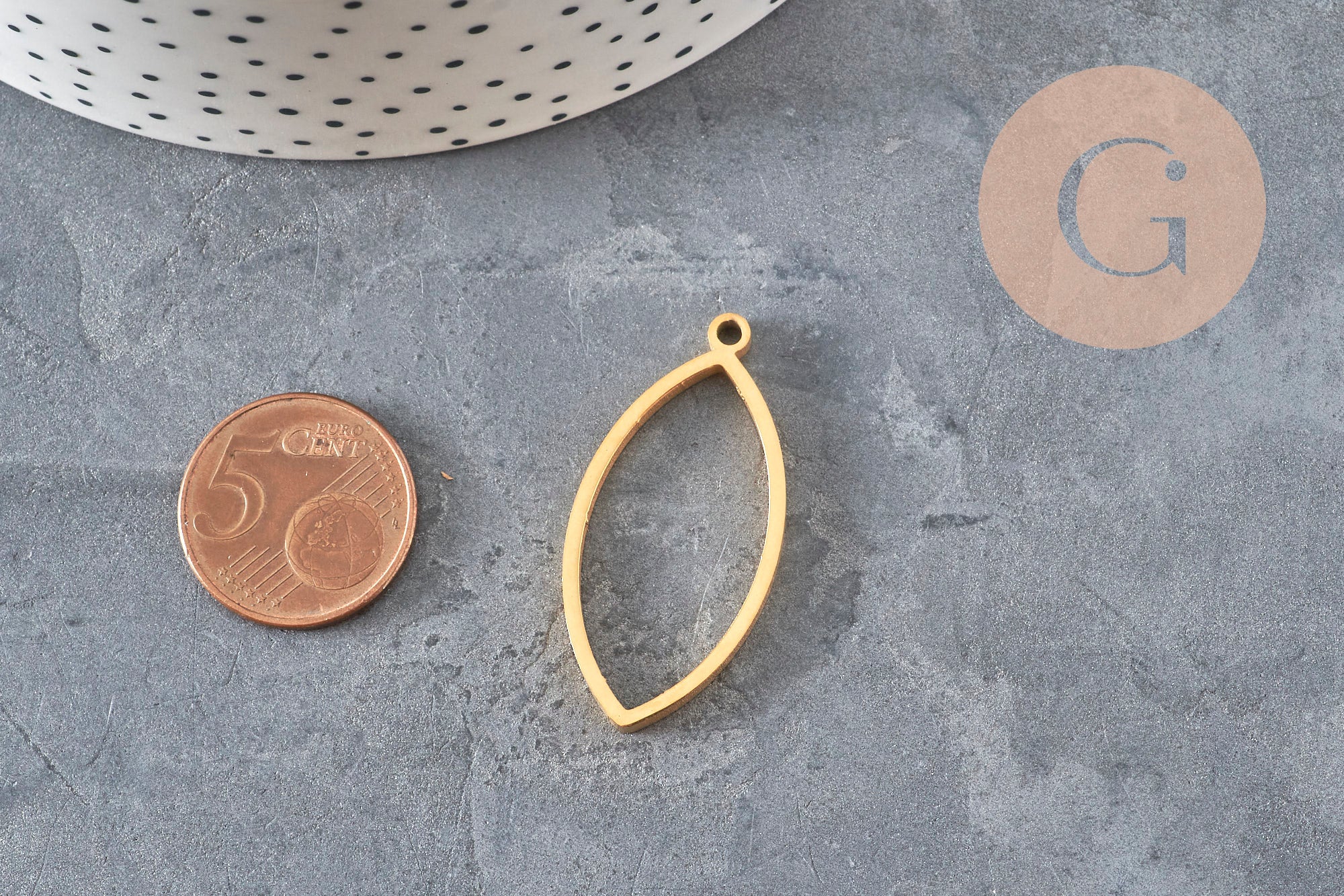 Oblong Teardrop Pendant, 304 Stainless Steel, IP Gold Plated, Open Back, 38mm, x1 (G11252)