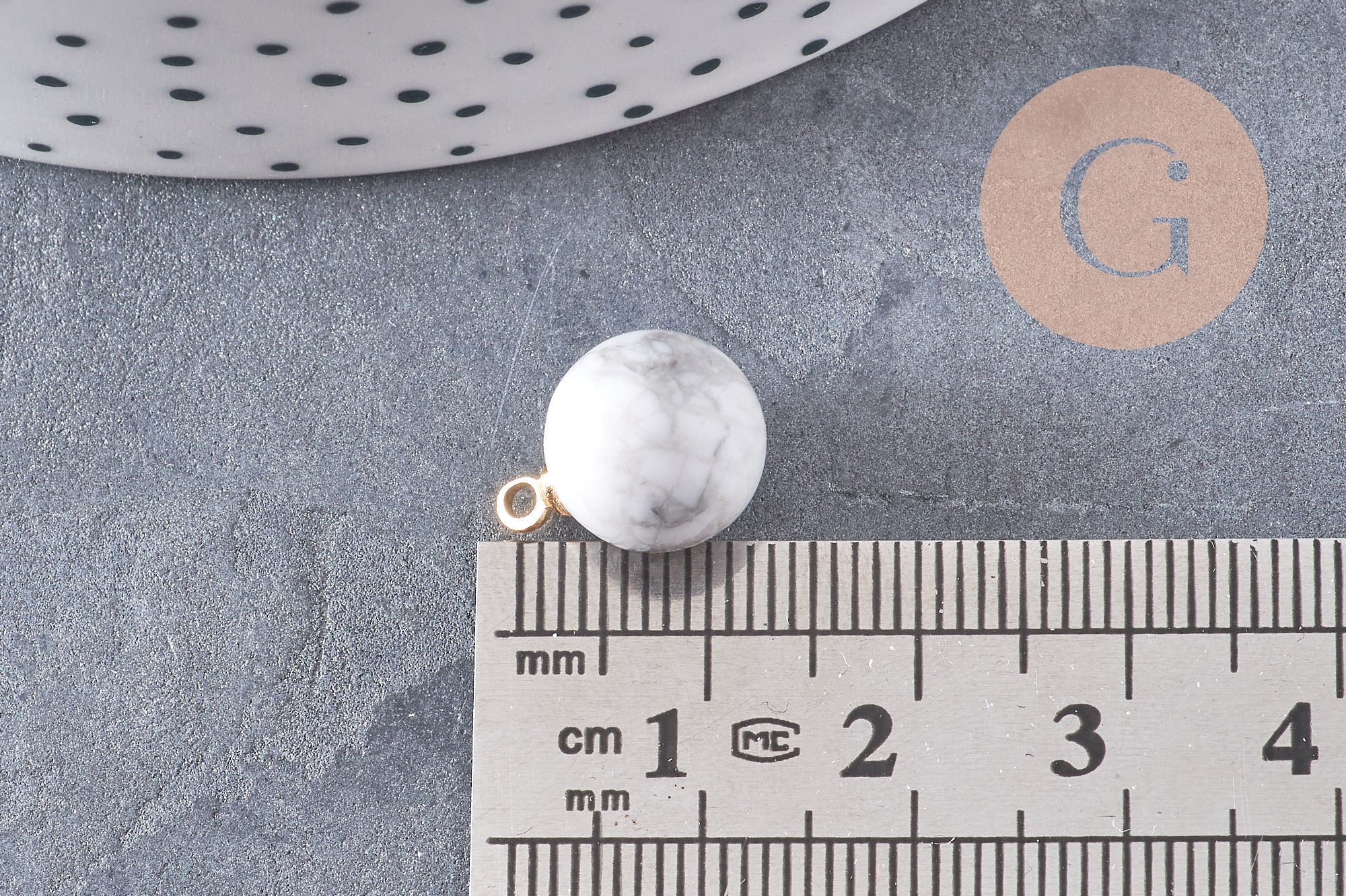 Pendentif goutte rond howlite naturelle, support doré, pendentif pierre naturelle, 14mm, x1 (G4703)