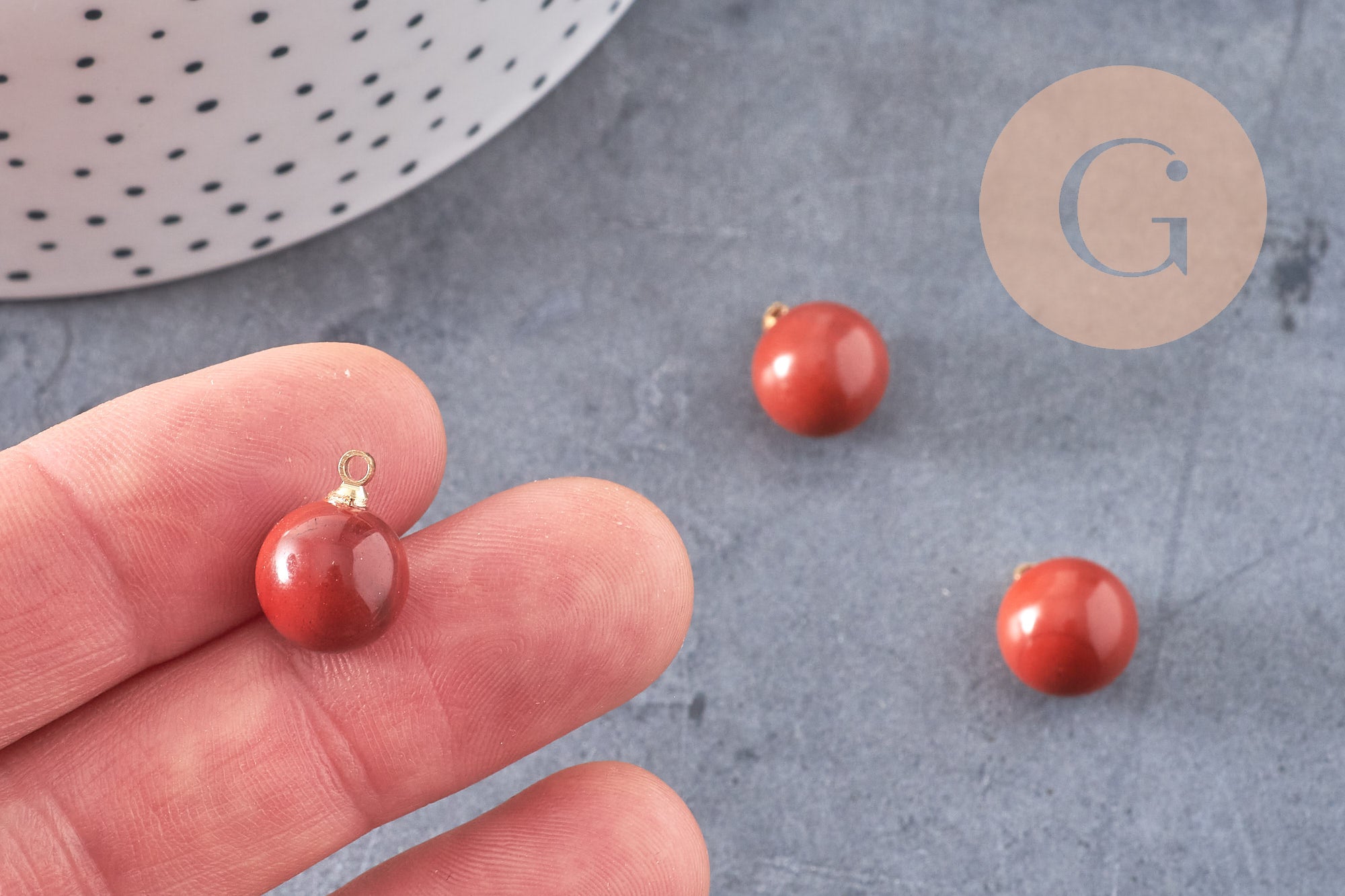 Pendentif goutte rond jaspe rouge naturel support doré 14mm, x1 (G4485)