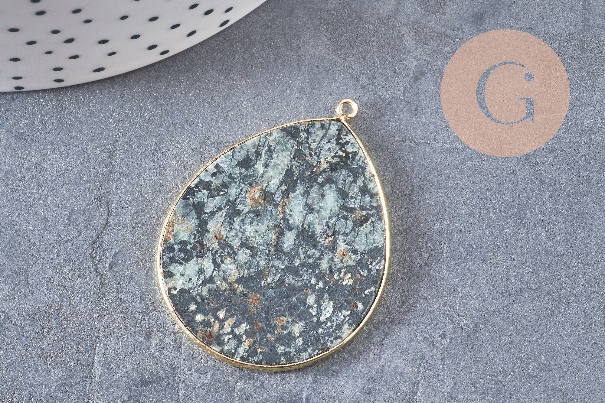 Pendentif goutte turquoise africaine,Pendentif bijoux,pendentif pierre, pierre naturelle, turquoise naturelle,création bijoux,41mm, x1 G1526