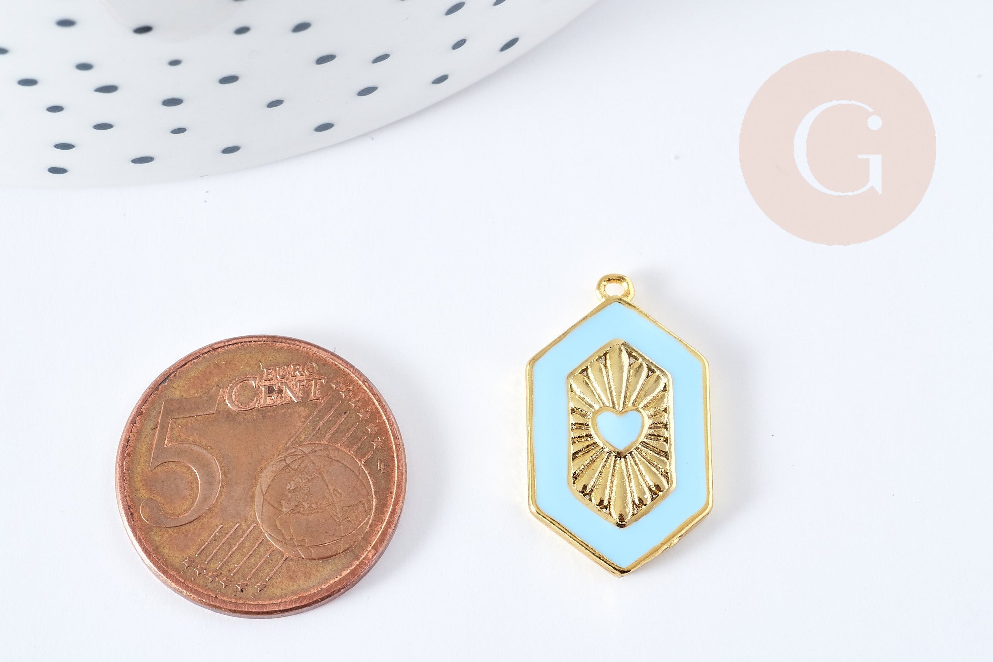 Pendentif hexagone Coeur émail coloré laiton doré 23x13x2mm, pendentif coloré, pendentif coeur, laiton doré, 23mm G8860