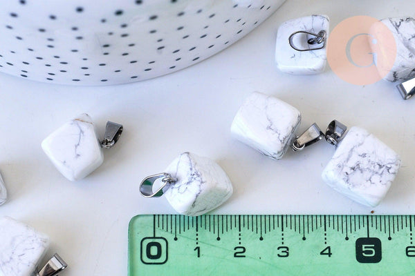 Pendentif howlite naturelle roulée acier inoxydable platine 15-35mm, x1 (G6276)